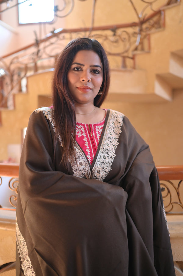 Elegant Handwoven Shawl with Delicate White Embroidery - Grey