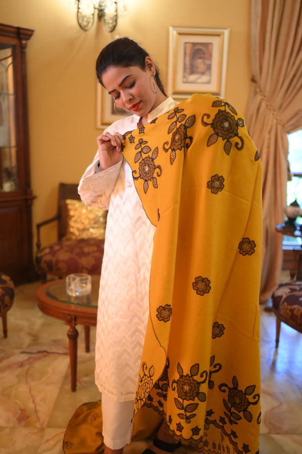 Luxurious Deep Shawl with Intricate Embroidered - Yellow