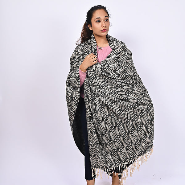 Leaf Wool Shawl - Grey