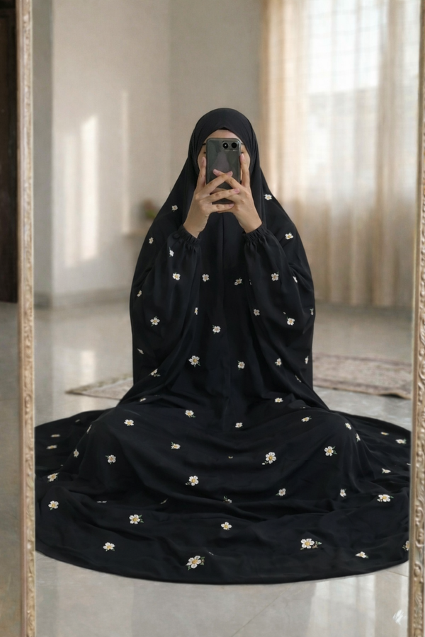 Embroidered Namaz Chaddar