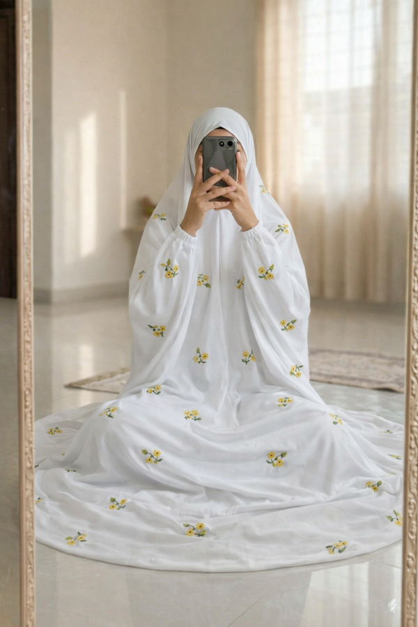 Embroidered Namaz Chaddar - White D2