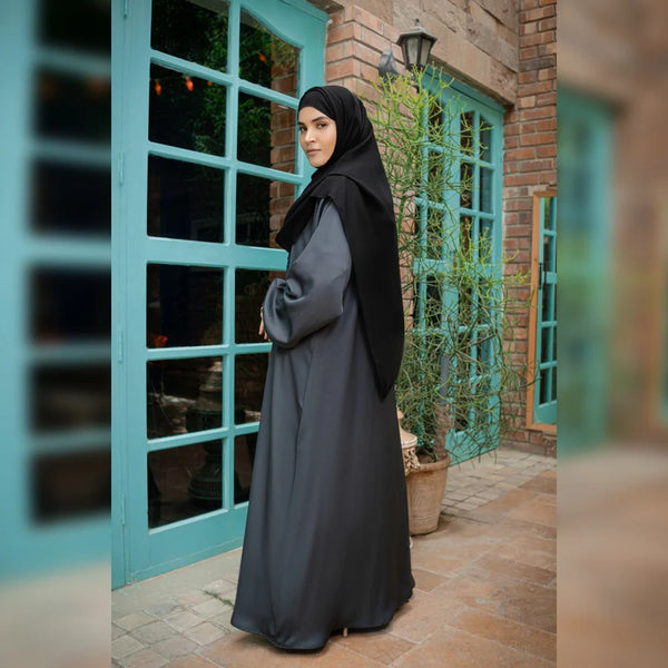 Layla Amaal Abaya with hijab