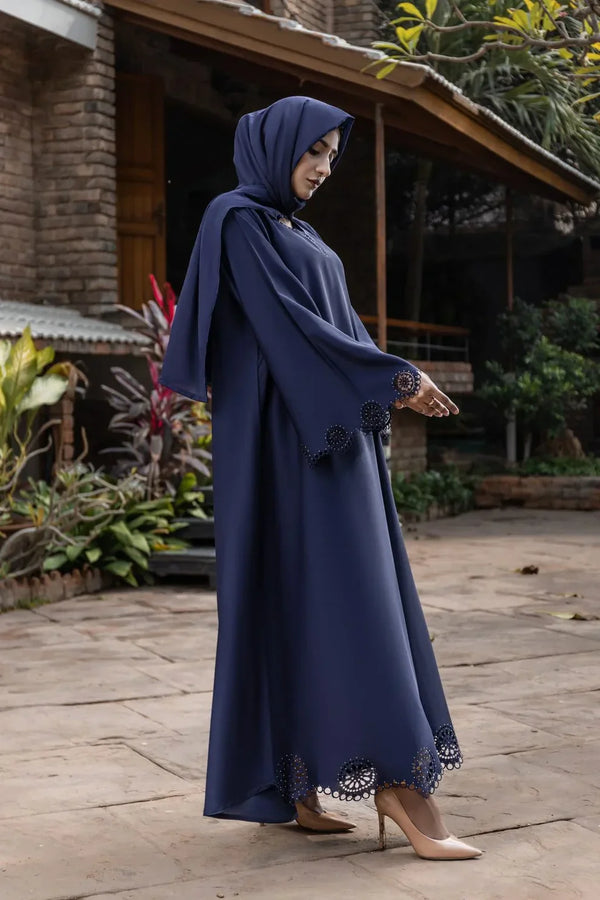 Nawal CutworkAbaya with hijab