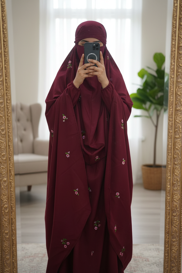 Embroidered Namaz Chaddar D:13